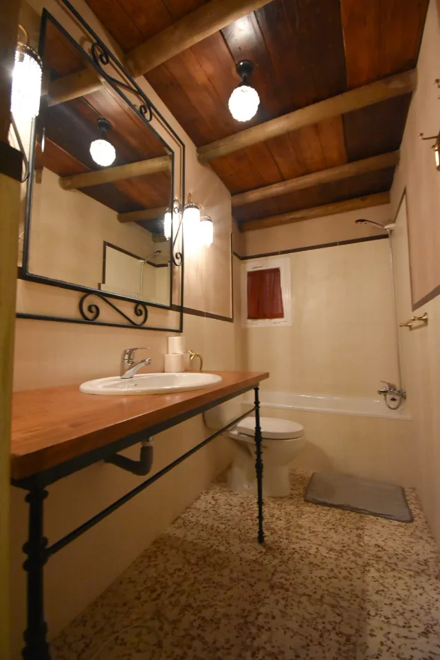 CASA ROMENA en IGUALEJA — miniatura 37