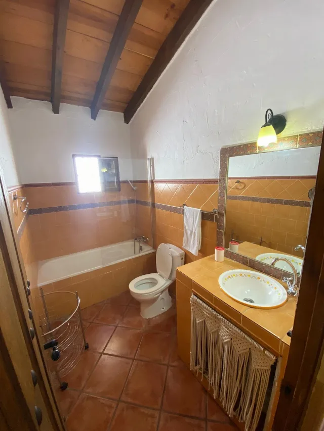 Alojamiento turístico CASA CACHOPÍN en EL BORGE · MÁLAGA