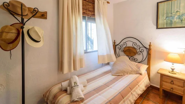 CASA LA SACRI en GUARO — miniatura 8