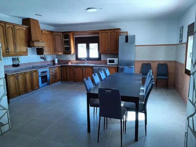 CASA LA FUENTE en ÁLORA — foto 3