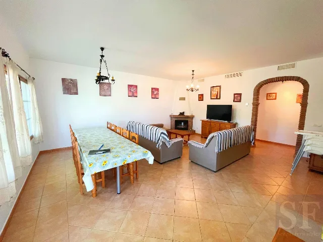 Alojamiento turístico CASA ALMENDRO en CÓMPETA · MÁLAGA