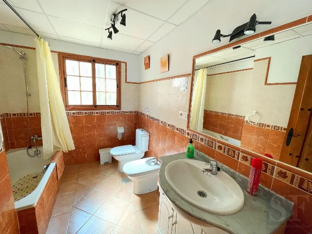 CASA ALMENDRO en CÓMPETA — miniatura 7