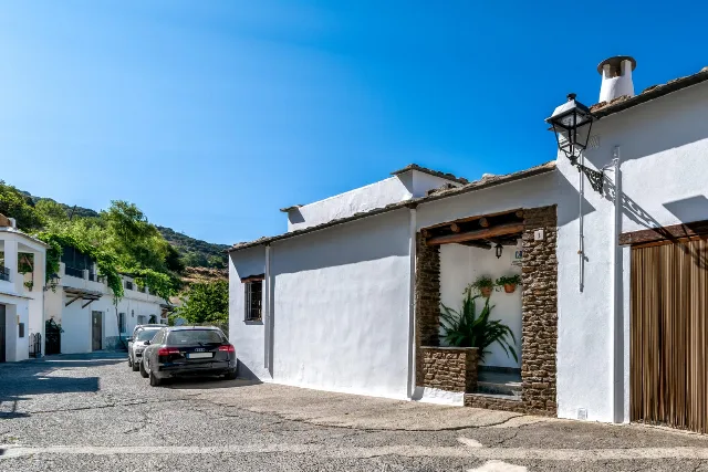 Alojamiento turístico CASA JOSÉ en CAPILEIRA · GRANADA