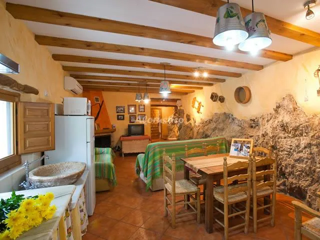 C ANTONIA Y MANUEL en LAROYA — miniatura 13