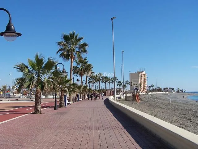 Alojamiento turístico PISO ENCARNA en ADRA · ALMERÍA