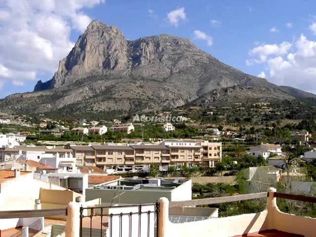 CASA MADRID (PLANTA ALTA) en FINESTRAT — miniatura 6