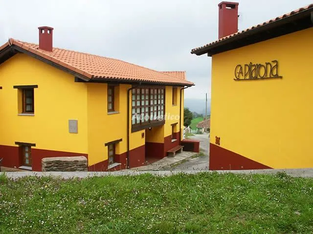 Alojamiento turístico LA CUADRA en MALLECINA · ASTURIAS
