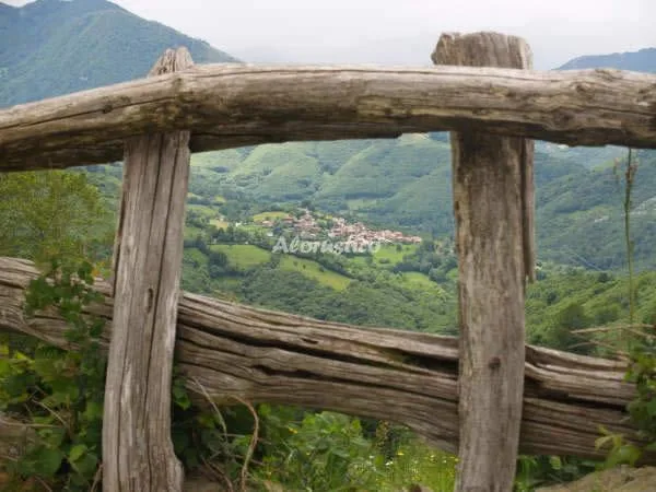 Alojamiento turístico LA PORTIELLA -- RIESTRA en BUERES · ASTURIAS