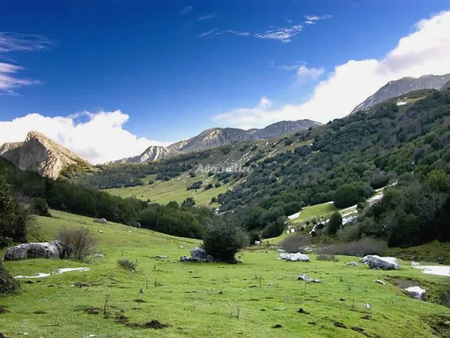 CORRADA DE TORALES II en QUIRÓS — miniatura 11