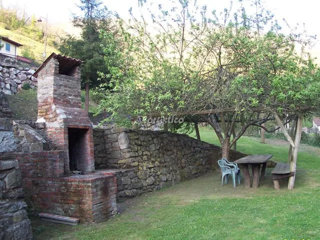CORRADA DE TORALES III en QUIRÓS — miniatura 6