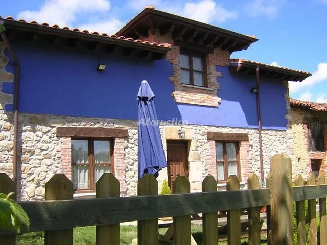 Alojamiento turístico LA CAMPANONA en CANGAS DE ONÍS · ASTURIAS
