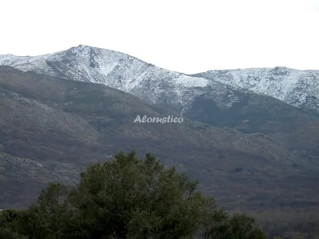 LA PEGUERA DE GREDOS-HABT. DOBLE 1 en BURGOHONDO — miniatura 23