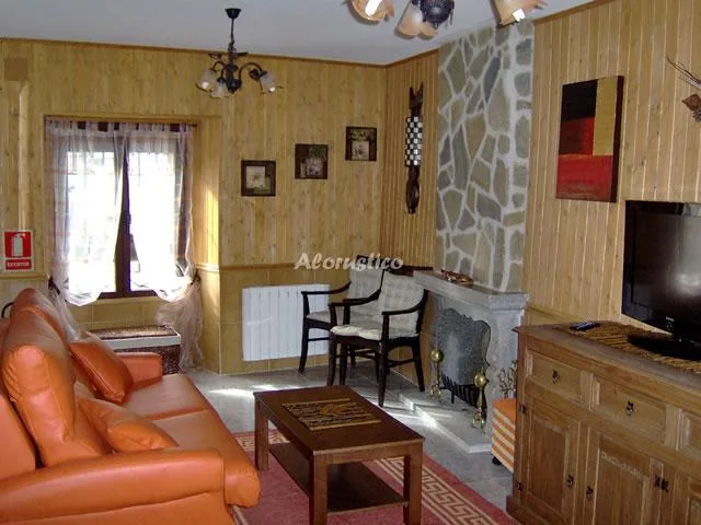 CASA RURAL LOS 2 YUGOS en NAVALUENGA — miniatura 6