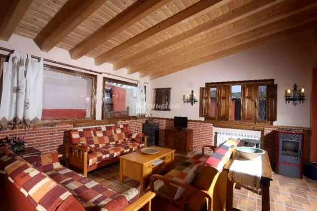 LA CASA DEL ABUELO SIMÓN en FUENTE EL SAUZ — miniatura 12