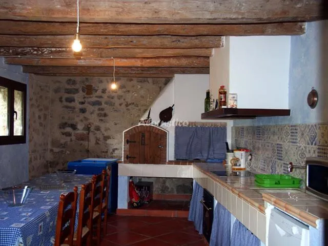 MASÍA DEN ROCA en ÓDENA — foto 3