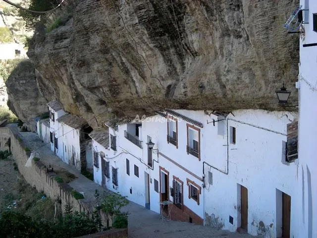 RURAL LAS BODEGAS - CASA NENÚFARES en SETENIL DE LAS BODEGAS — miniatura 5