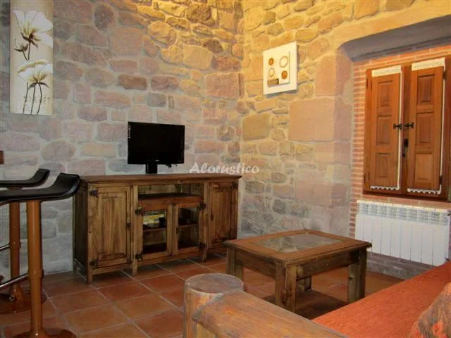 Alojamiento turístico CASA TINUCA - APTO LA CEBILLA en MAZCUERRAS · CANTABRIA