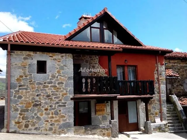Alojamiento turístico APTO LA PLAZUELA II en QUINTANA · CANTABRIA