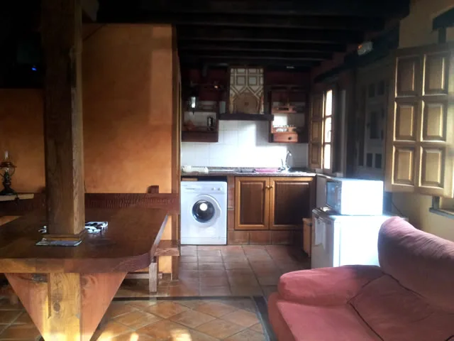 Alojamiento turístico VALLE DE UR--CASA 3 PERS en ENTRAMBASAGUAS · CANTABRIA