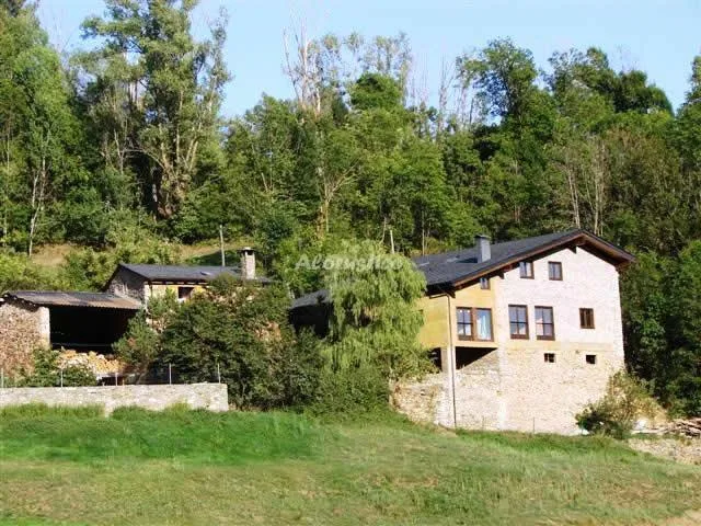 Alojamiento turístico CAL SAMS - HABITACIÓN MATRIMONIO en OLOPTE · GIRONA