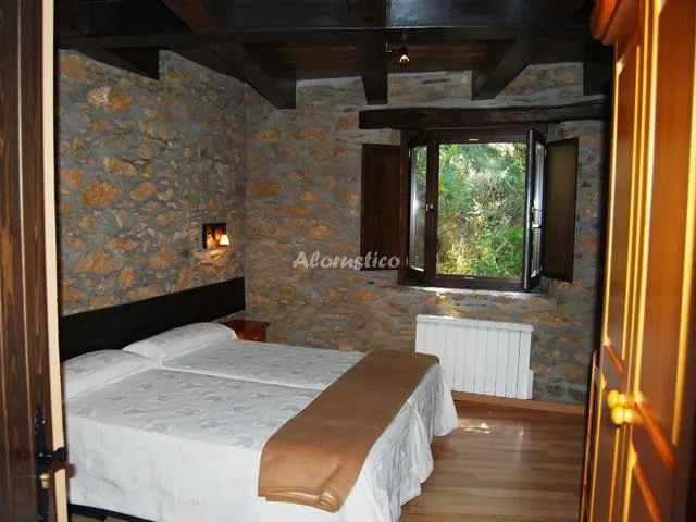 CAL SAMS - HABITACIÓN MATRIMONIO en OLOPTE — miniatura 10
