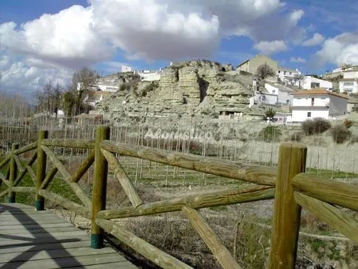Alojamiento turístico CUEVAS EL MORAL-CUEVA 3 (ADAPTADA MINUSVÁLIDOS) en CASTILLEJAR · GRANADA