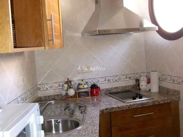 Alojamiento turístico APTOS EL HORNO - APTO 1 en PURULLENA · GRANADA