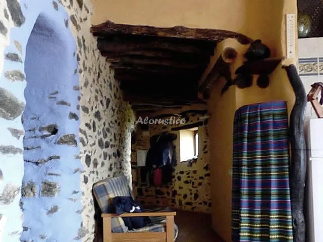 CASA LA PEÑA en CÁÑAR — miniatura 5