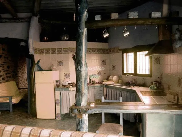 CASA LA PEÑA en CÁÑAR — miniatura 9