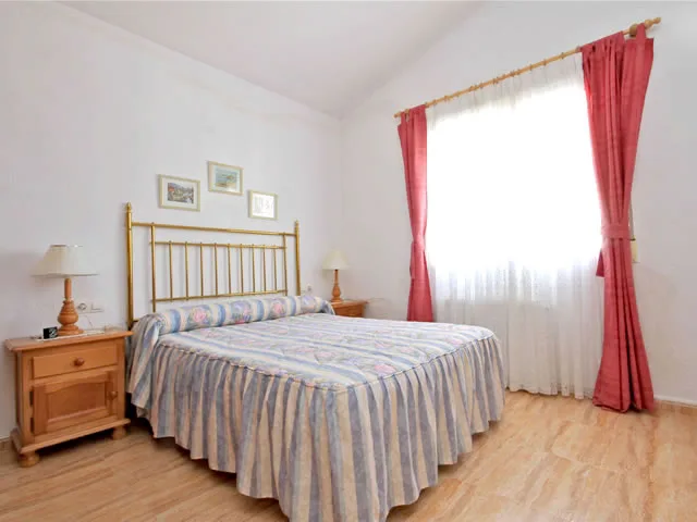 CASA CAROLINA en MOCLÍN — miniatura 4