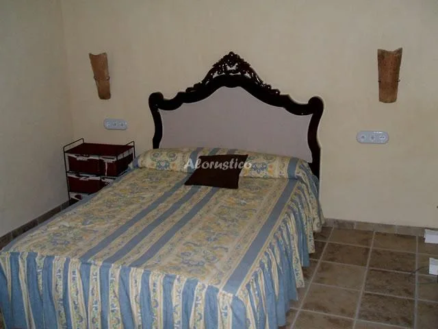 CORTIJO LOS MACHOTES en MORALEDA DE ZAFAYONA — miniatura 19