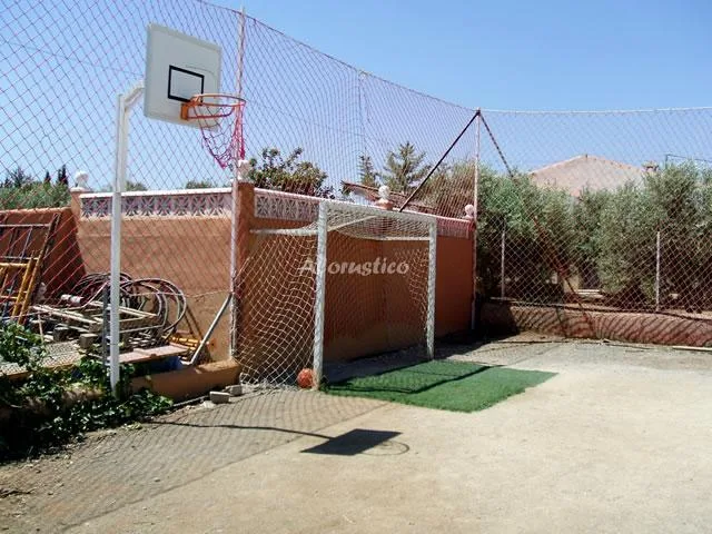 CORTIJO LOS MACHOTES en MORALEDA DE ZAFAYONA — miniatura 15