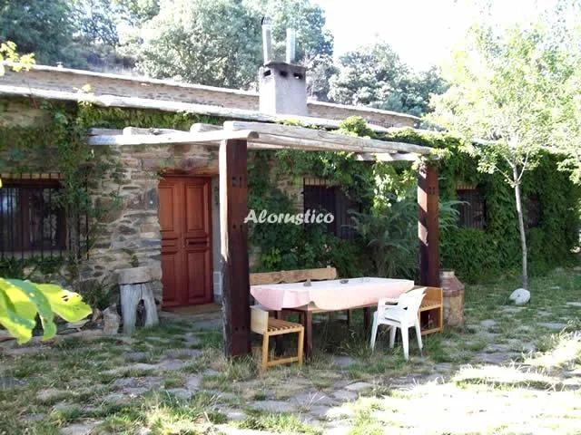 Alojamiento turístico CORTIJO LA MUA 1 en CAÑAR · GRANADA