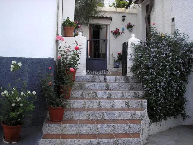 Alojamiento turístico CASA LÚJAR en LUJAR · GRANADA