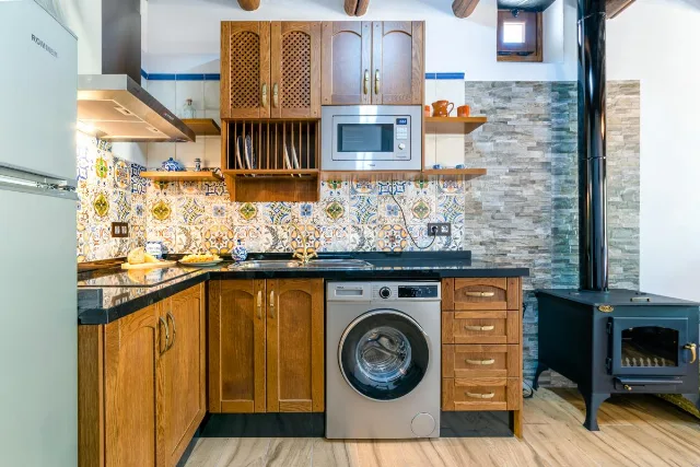 CASA ANTONIA CON BALCÓN en CAPILEIRA — miniatura 6