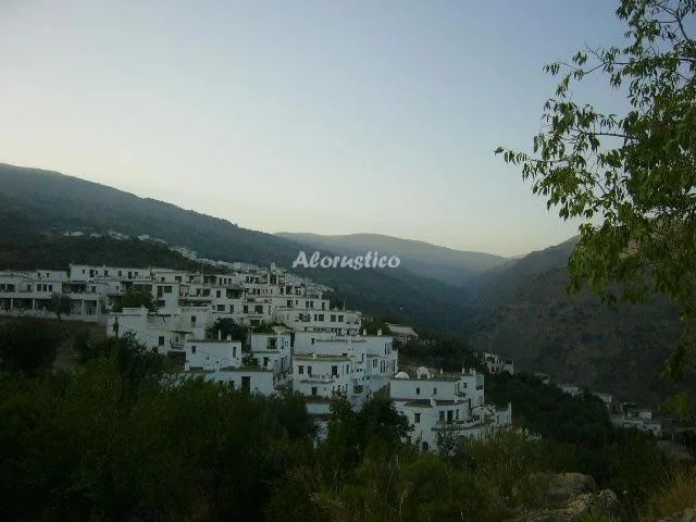 Alojamiento turístico CASA DE FANY en MECINA BOMBARON · GRANADA