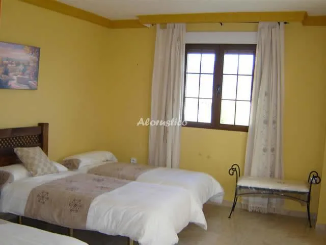 CASA MAMICA ROSARIO en YEGEN ALPUJARRA DE LA SIERRA — miniatura 5