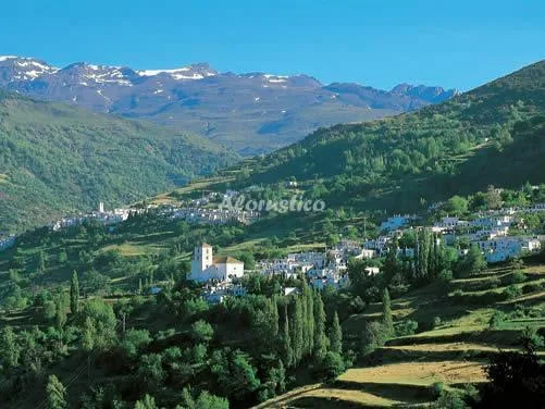 Alojamiento turístico CASA EL ARCO en BUBIÓN · GRANADA