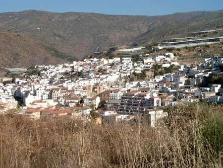 Alojamiento turístico CASA GERTRU en ALBUÑOL · GRANADA
