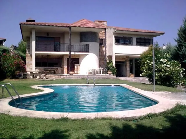 Alojamiento turístico CHALET DOÑA JIMENA en JADRAQUE · GUADALAJARA
