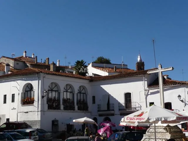 EL BAJO en FUENTEHERIDOS — miniatura 11