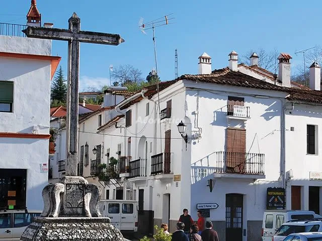 Alojamiento turístico VISTAHERMOSA DIVÁN en FUENTEHERIDOS · HUELVA