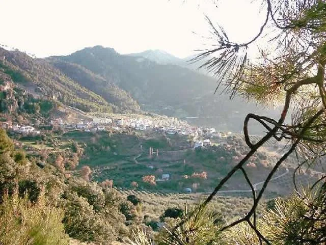 Alojamiento turístico EL AGUAERO en BURUNCHEL · JAÉN