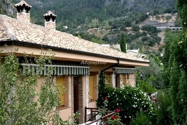 LA LAGUNA DEL MAIZ 1 en LA IRUELA — miniatura 11