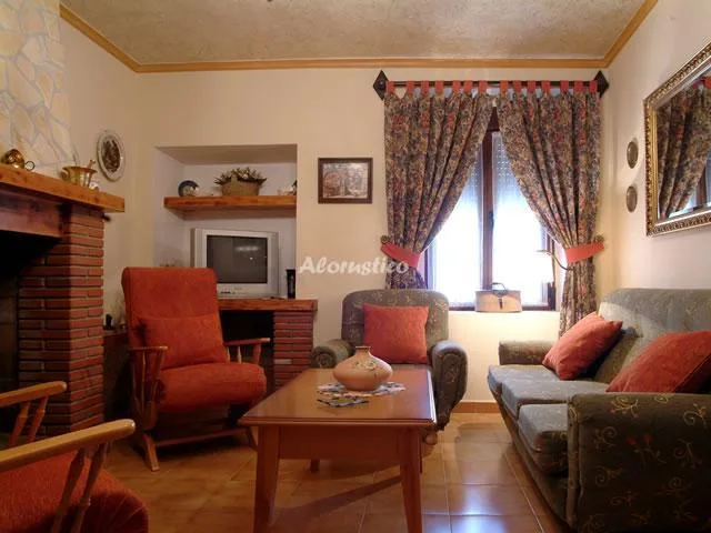CASA HIERBABUENA en HINOJARES — miniatura 4