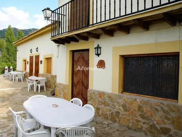 FUENTE CULEBRA-CASA ENCINA en LA IRUELA — foto 2