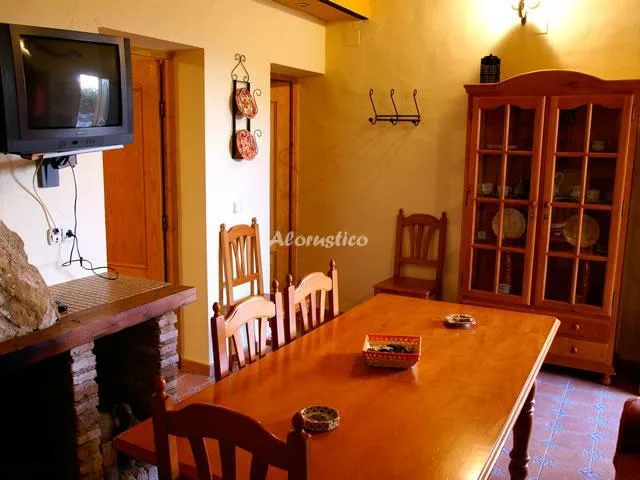 FUENTE CULEBRA-CASA CEREZO en LA IRUELA — miniatura 9