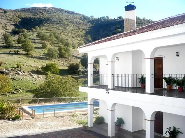 Alojamiento turístico APTOS MONTE DE LAS ÁNIMAS - APTO II (ADAPTADO) en VALDEPEÑAS DE JAEN · JAÉN