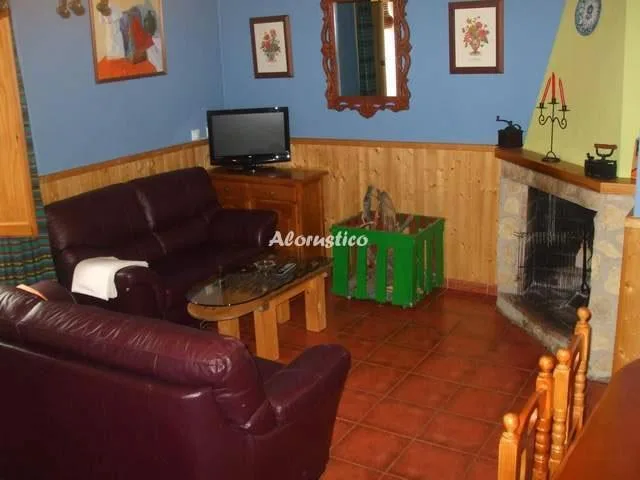 EL MESONCILLO--NORTE en HORNOS DE SEGURA — foto 3