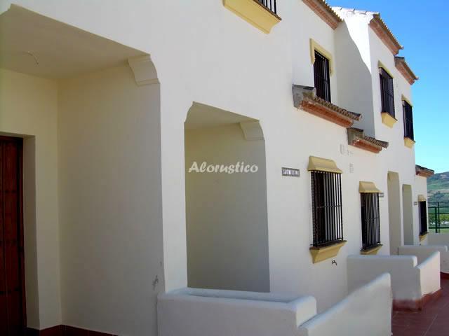 VILLA ROBLE en ARRIATE — foto 2